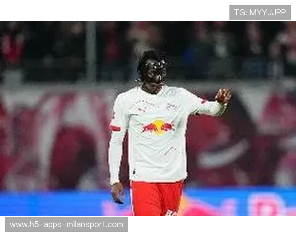 桑托斯19岁左后卫爆发潜力，全队围绕其展开专项评估