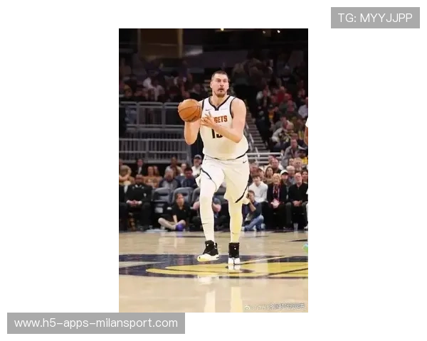 河南队约契奇中场支撑